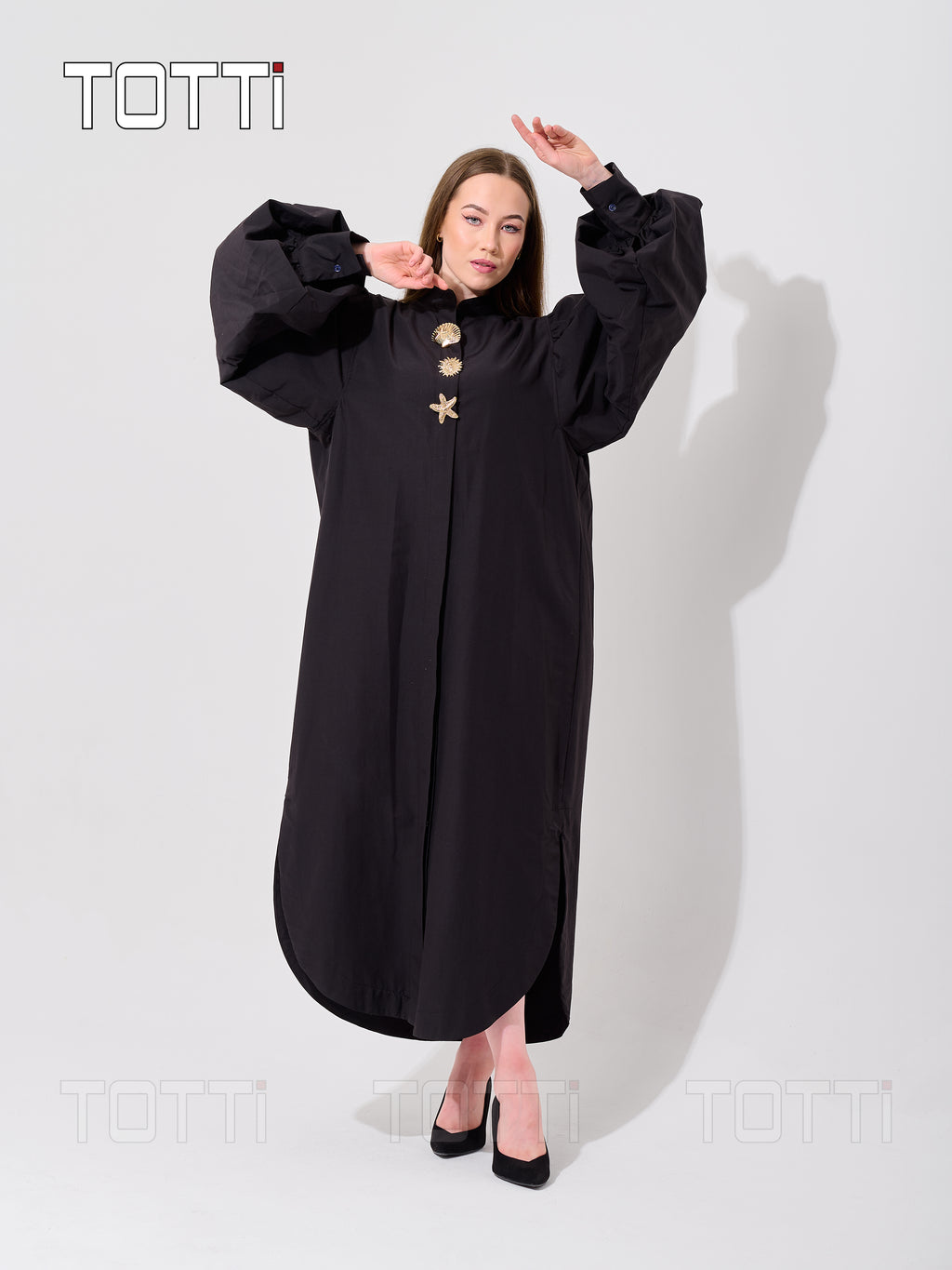 Classic Black Voluminous Balloon-Sleeve Maxi