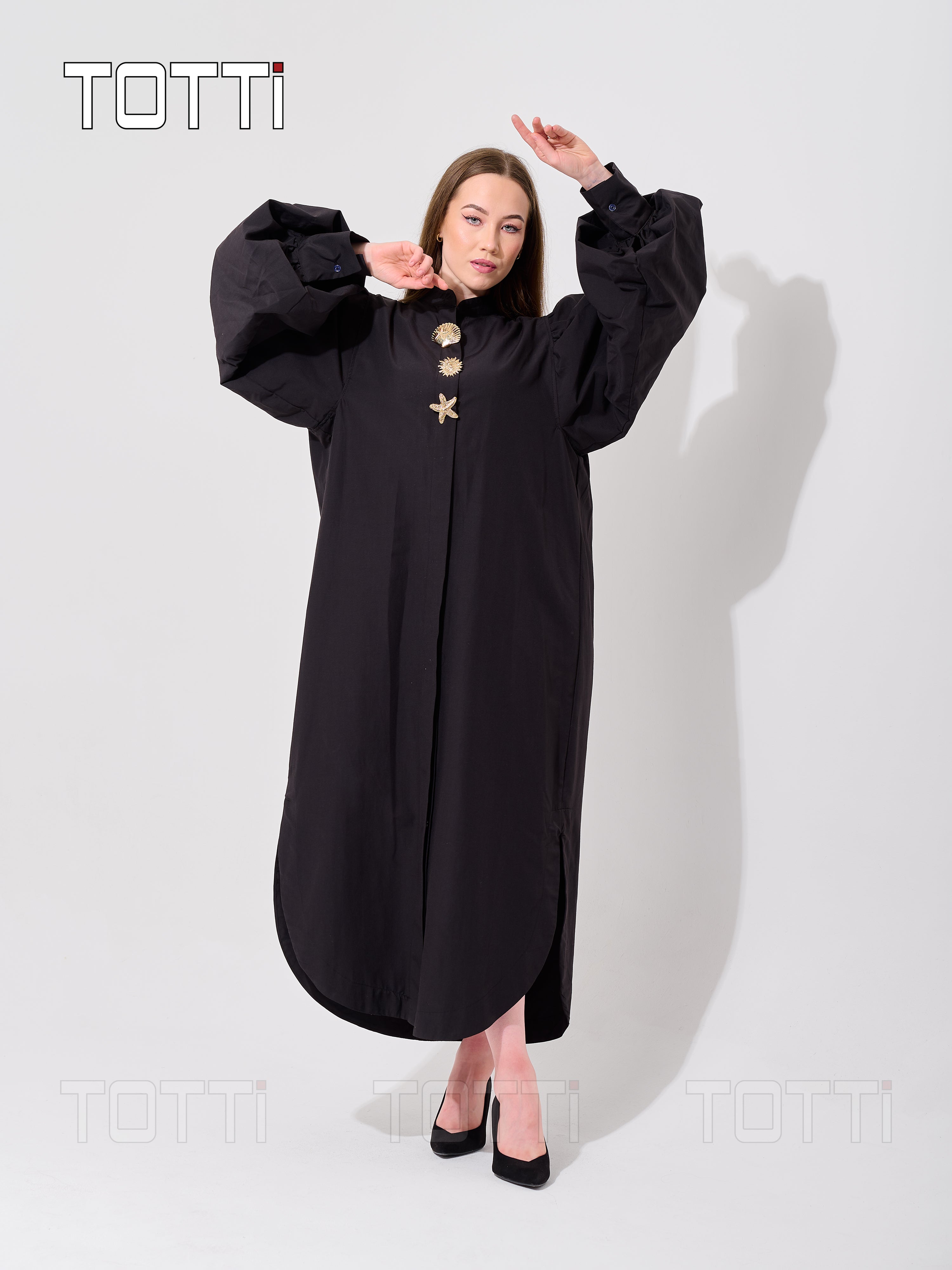 Classic Black Voluminous Balloon-Sleeve Maxi