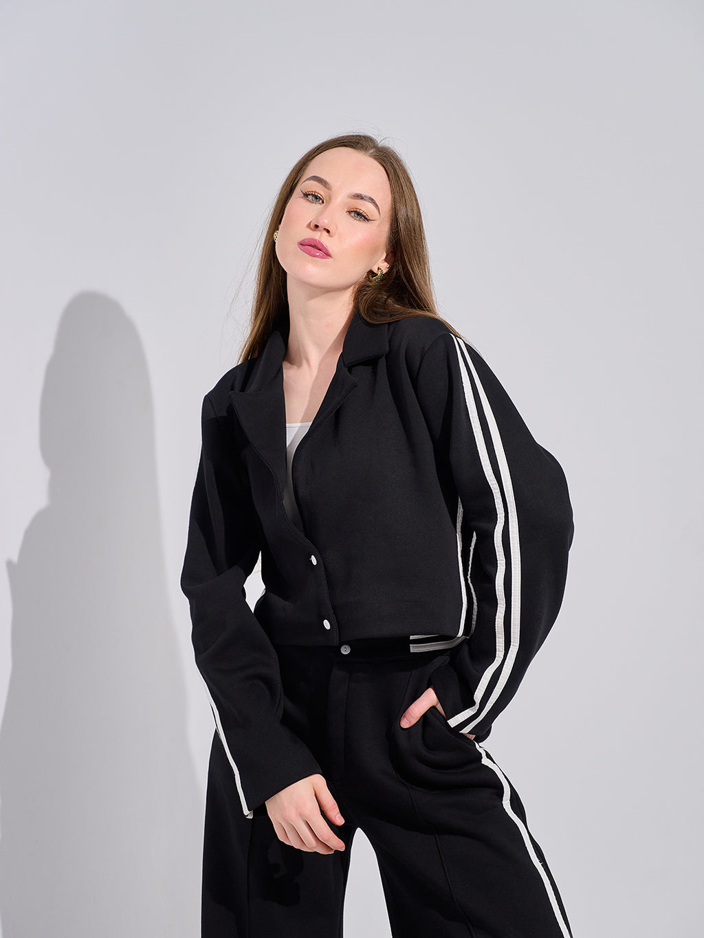 striped sleeve cropped jacket