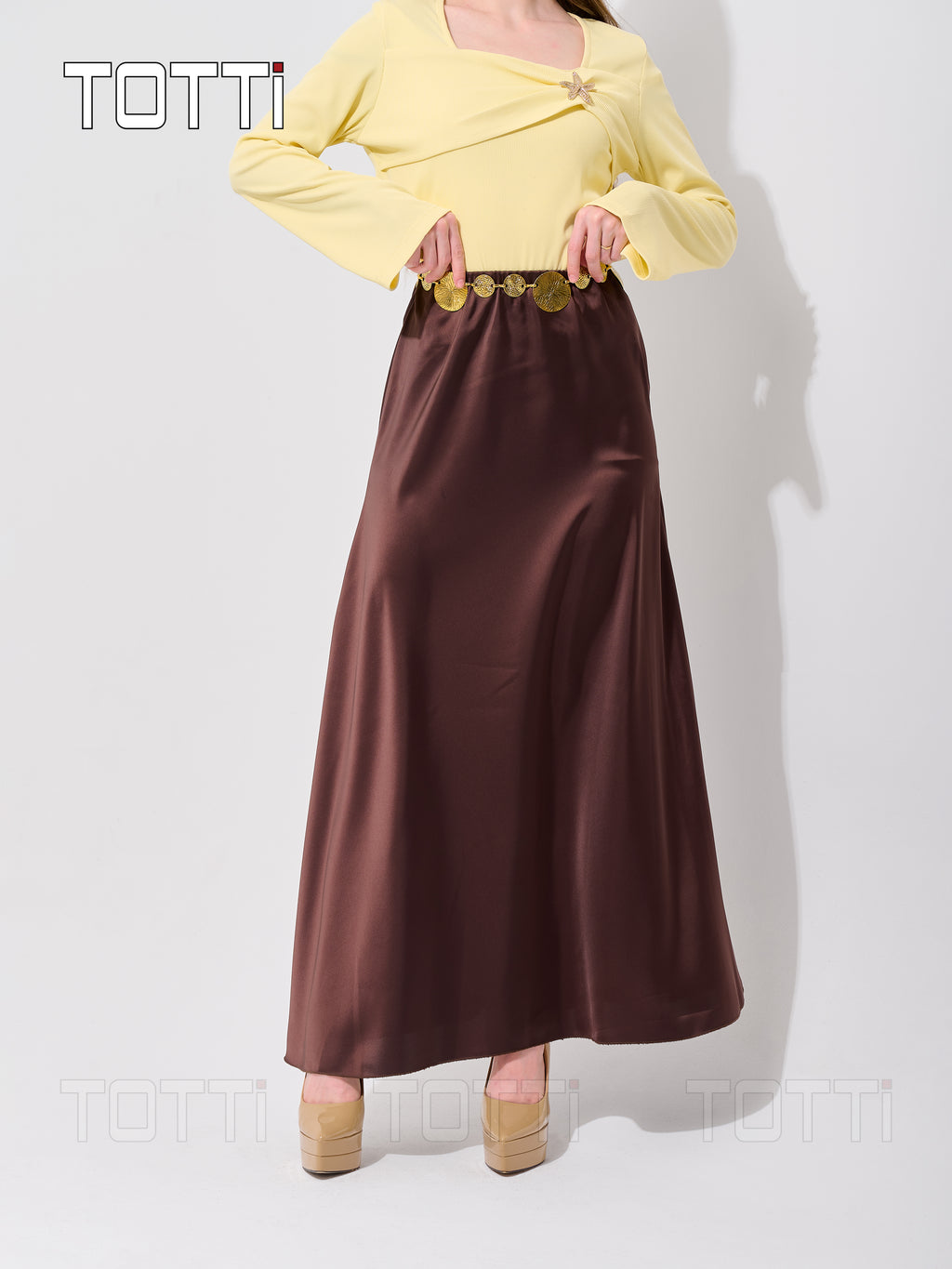 Butter Yellow Brooch Top