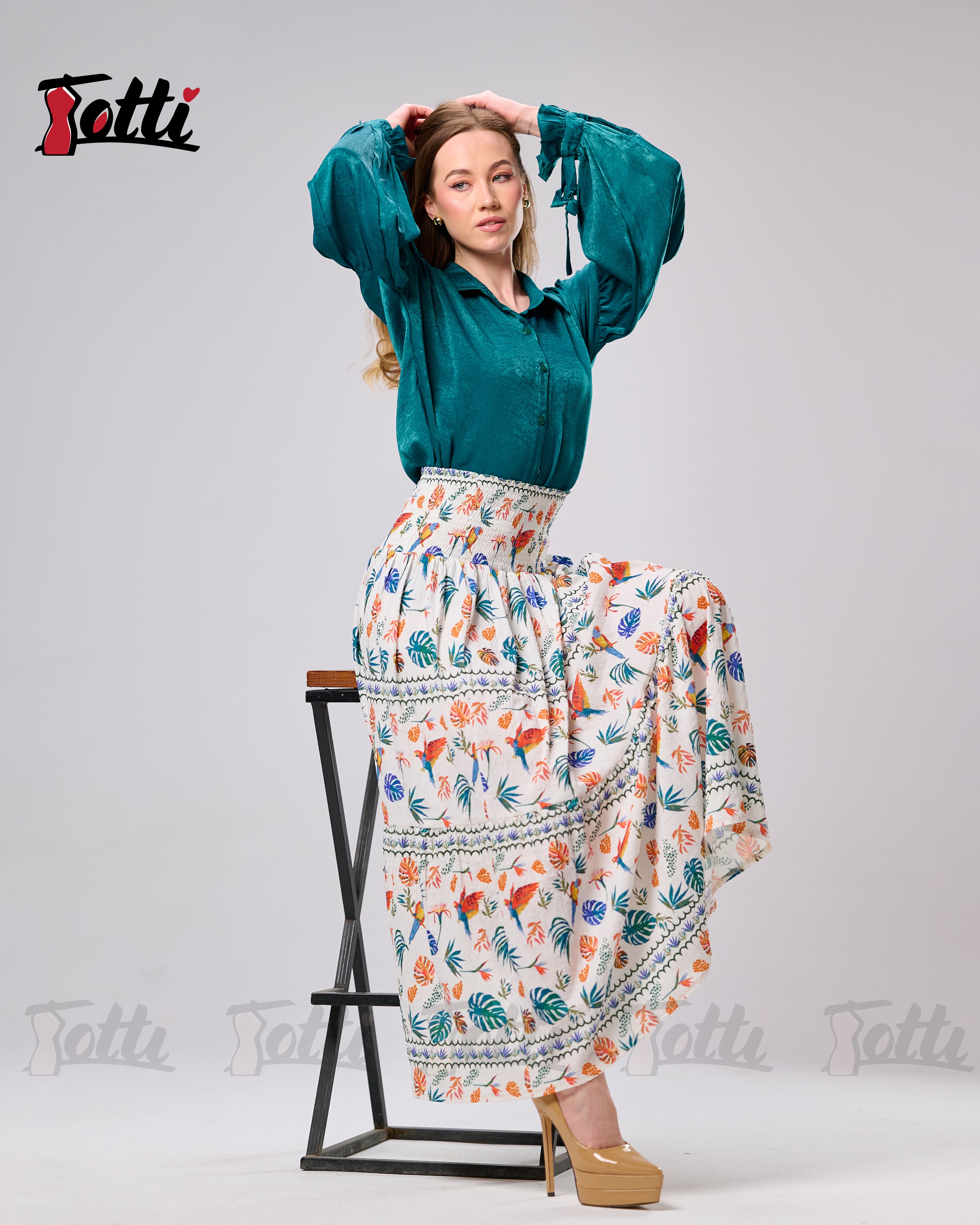 The Tropical Romantic Skirt