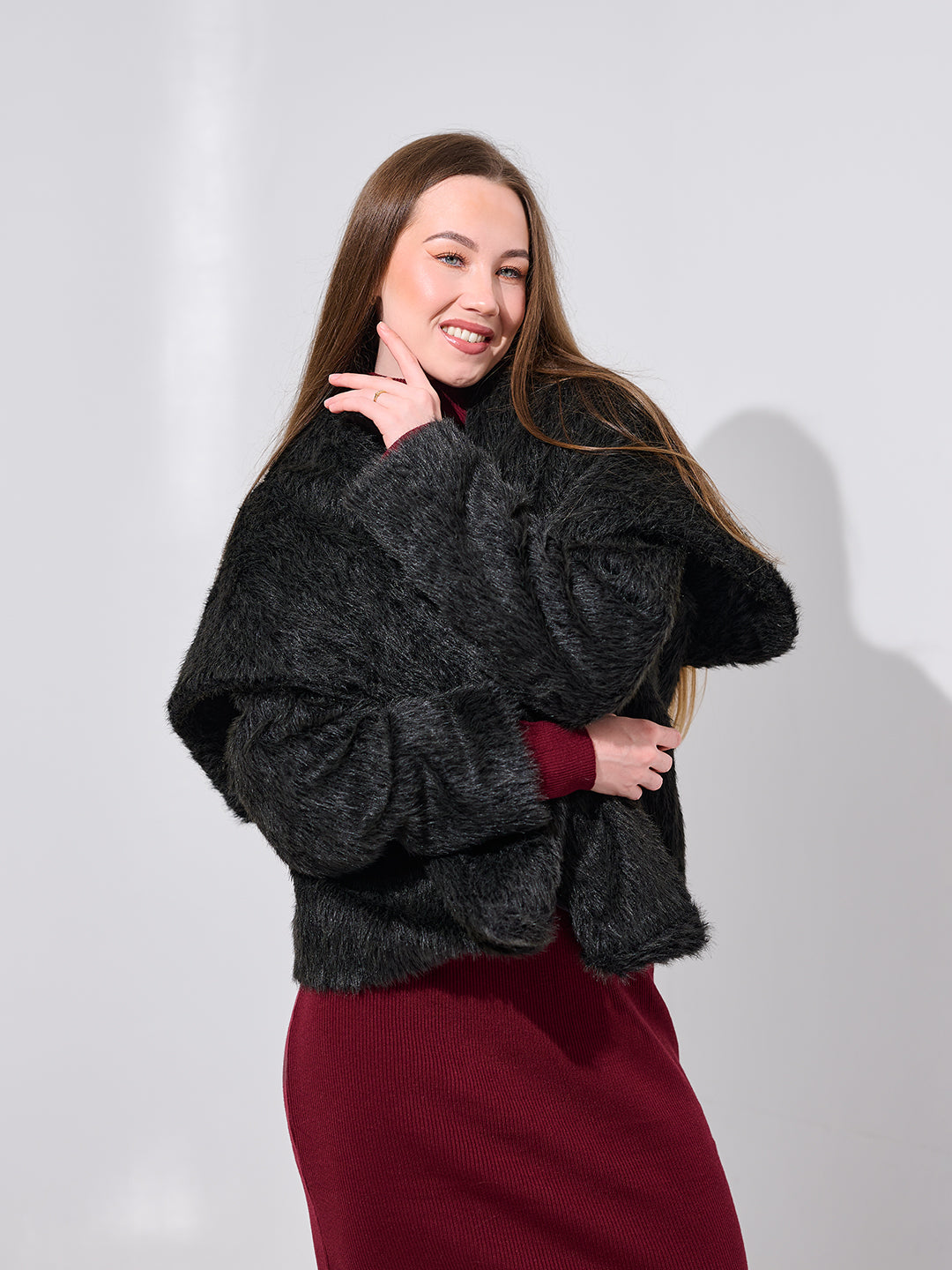 Monochrome Arctic Cocoon