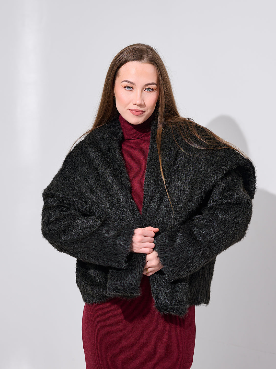 Monochrome Arctic Cocoon